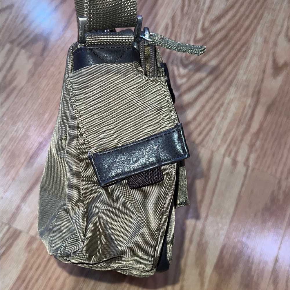 Nine West Olive Purse - Picture 5 of 10